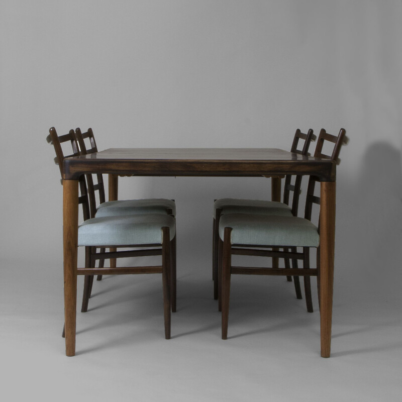Ensemble de 4 chaises à repas vintage Danoise 1960