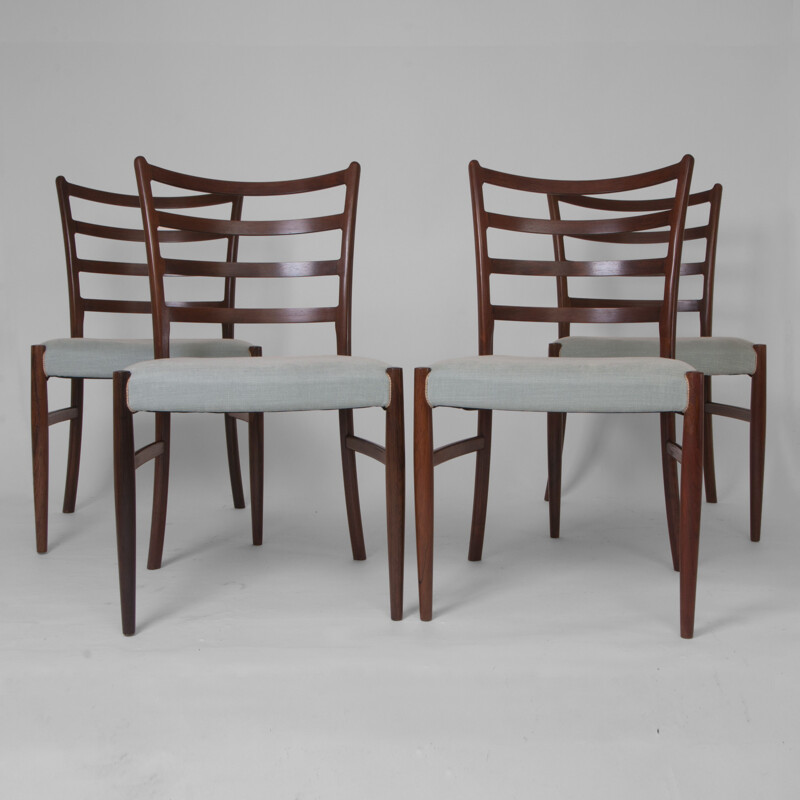 Ensemble de 4 chaises à repas vintage Danoise 1960