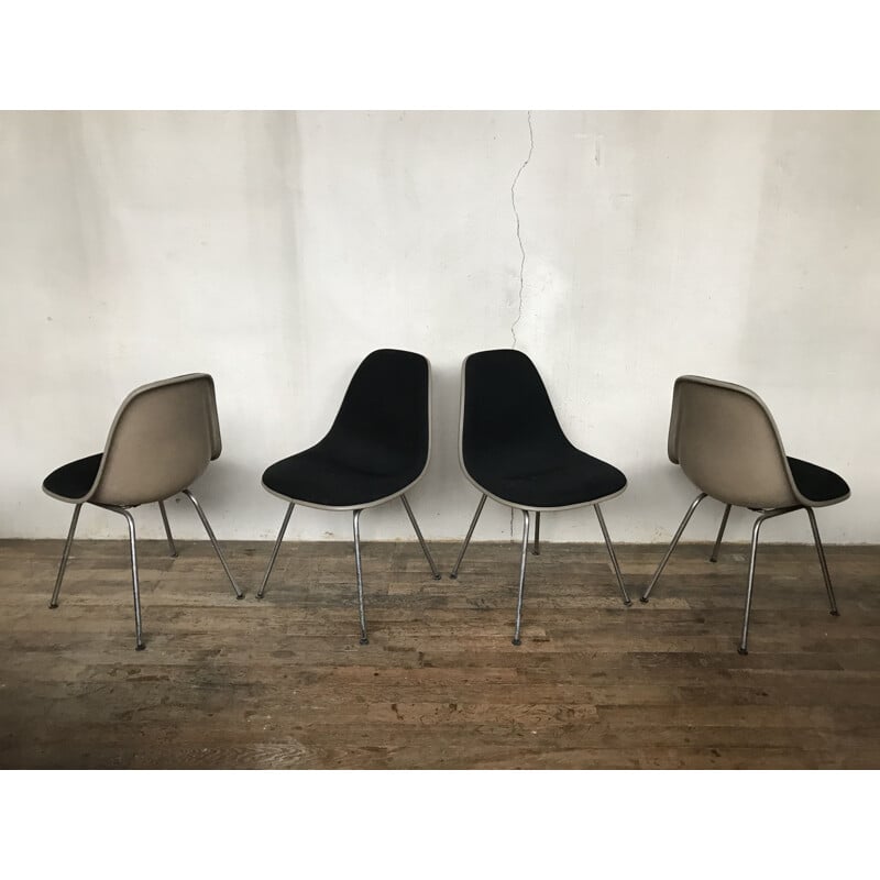 Série de 4 chaises vintage dsx by Charles Eames par Herman Miller 1970