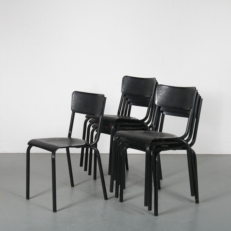 Set of 8 stacking chairs by Pierre Guariche for Meurop, Belgium 1960s 