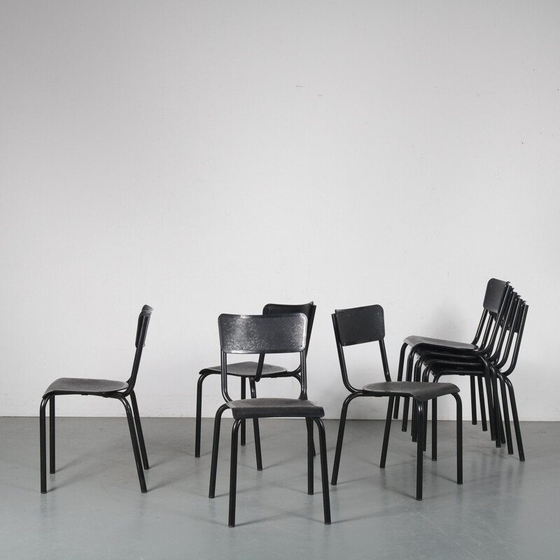 Set of 8 stacking chairs by Pierre Guariche for Meurop, Belgium 1960s 