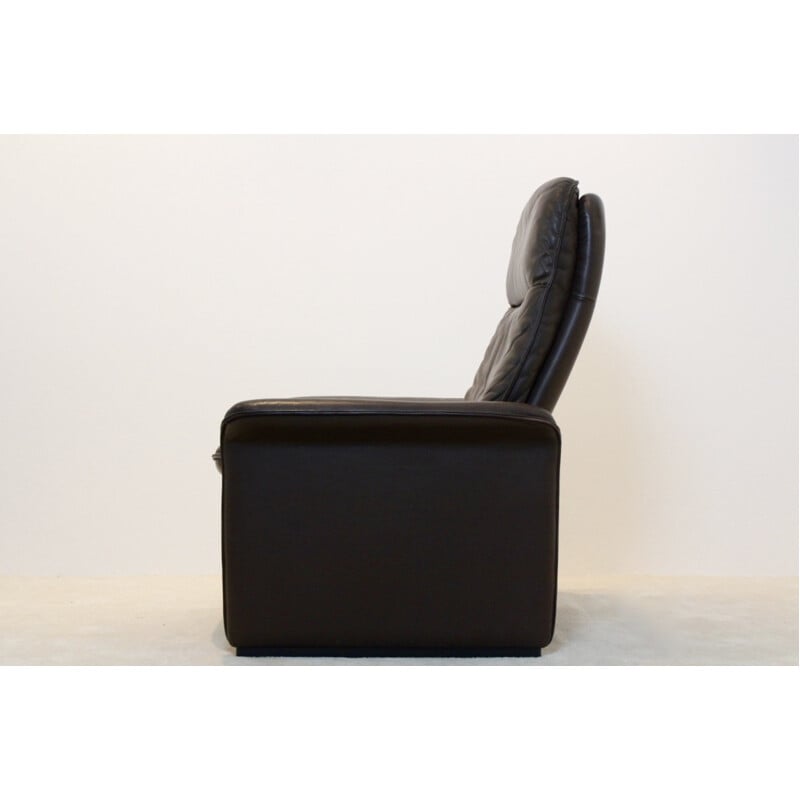 Fauteuil lounge De Sede "DS-50" en cuir marron et son ottoman - 1970