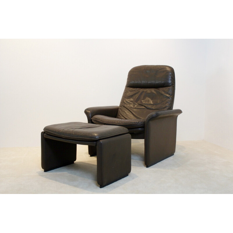 De Sede "DS-50" adjustable lounge chair and its ottoman - 1970s