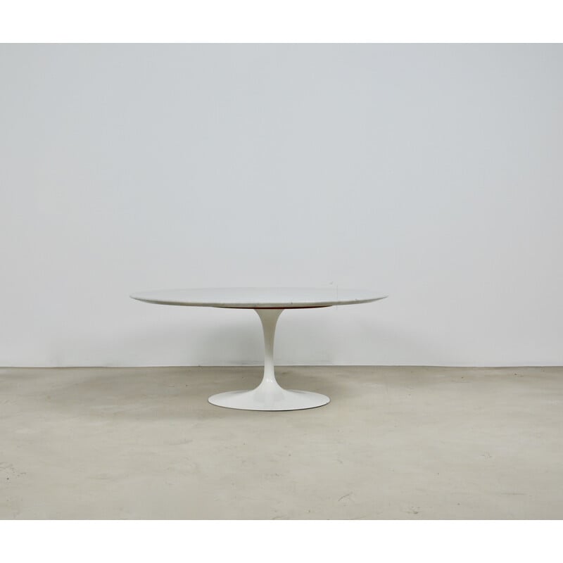 Vintage Tulip Coffee Table in white marble, Eero Saarinen  for Knoll 1956