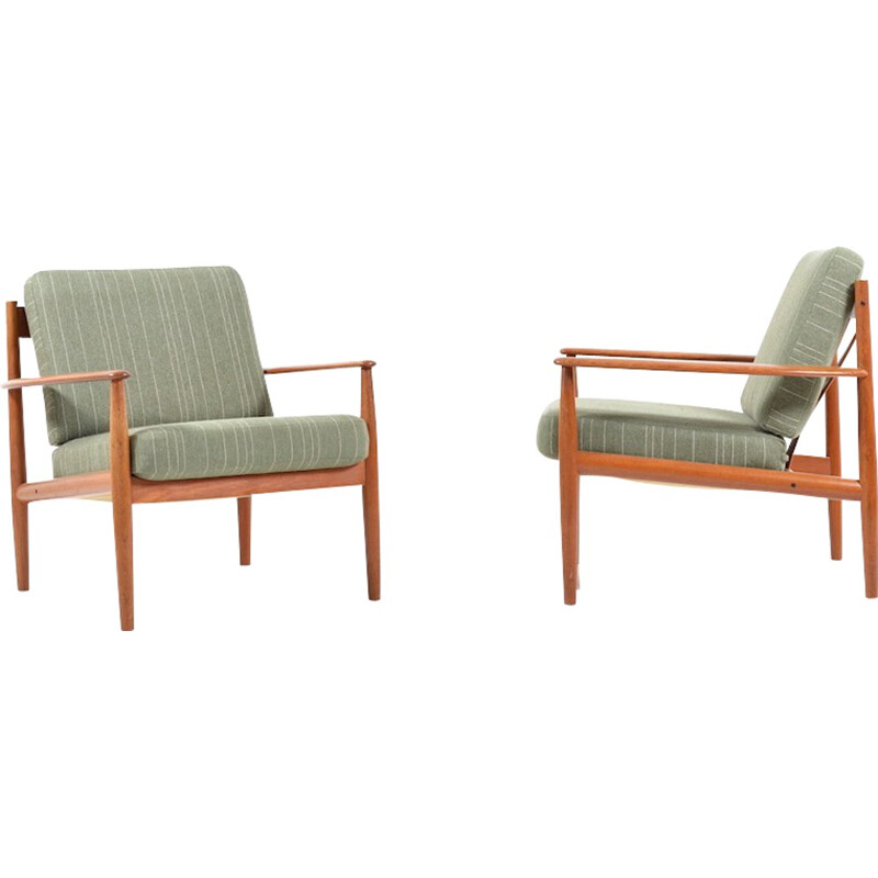 Pair of Scandinavian France & Son "118" green easy chairs in teak, Grete JALK - 1960s