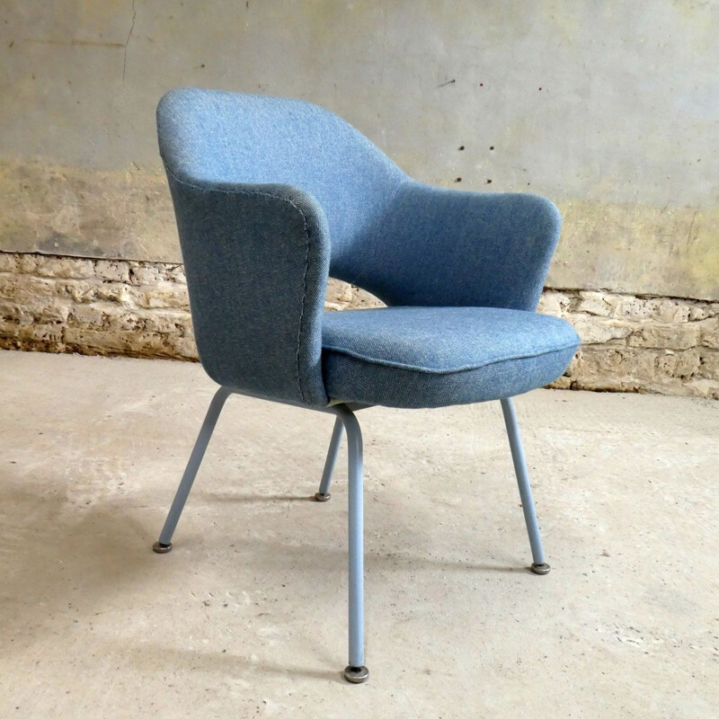 Pair of Eero Saarinen Vintage Conference armchairs for Knoll 1960