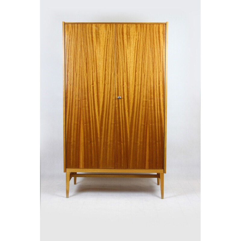 Armoire Vintage de Frantisek Mezulanik pour UP Bucovice, 1960