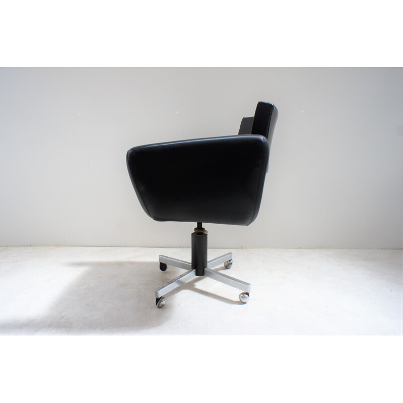 Vintage office armchair Joseph André Motte