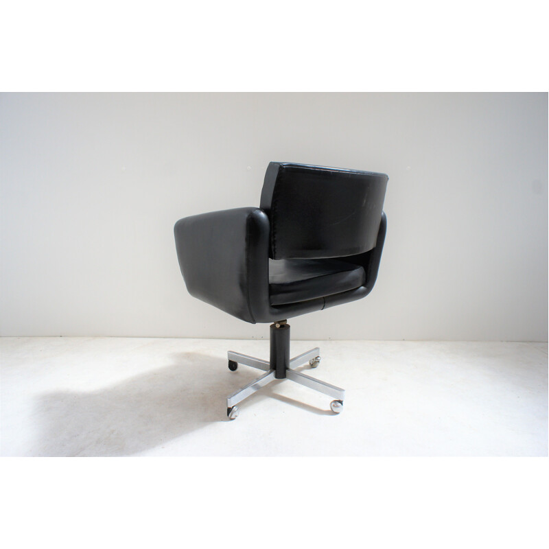 Vintage office armchair Joseph André Motte