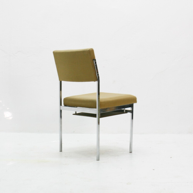 Suite de 6 chaises en acier et tissu vert - 1960