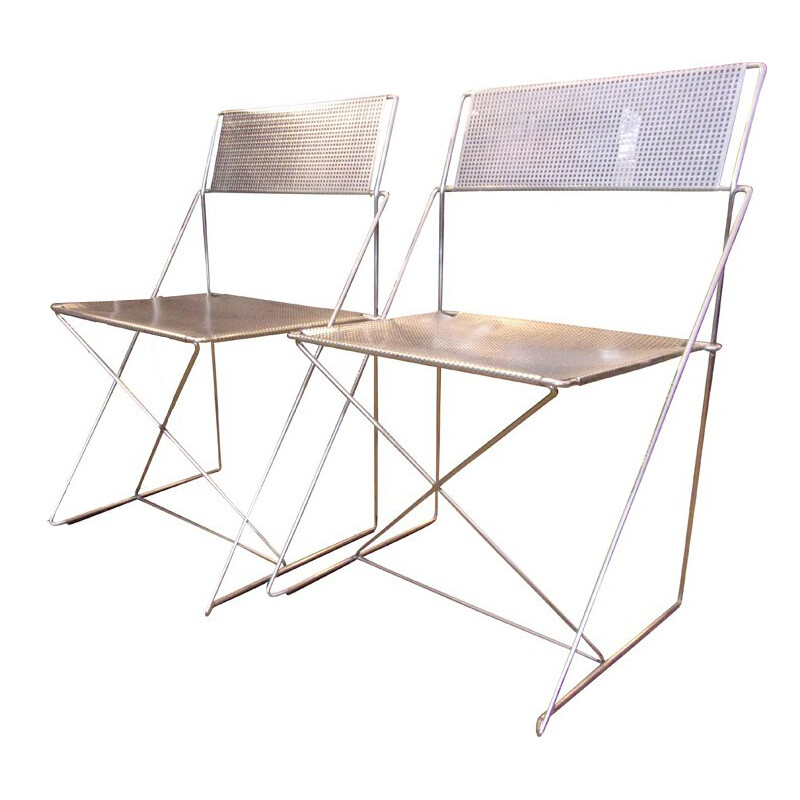 Magis "X-LINE" pair of chairs in metal, Niels Jorge HAUGESEN - 1970s