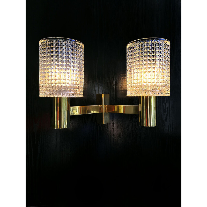 Vintage double wall light in brass and crystal. Carl Fagerlund. Orrefors 1960