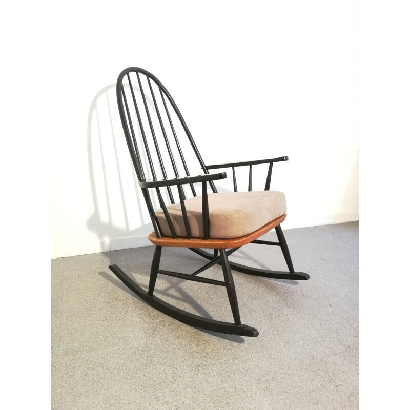 Cadeira de baloiço estilo vintage Ilmari Tapiova 1960