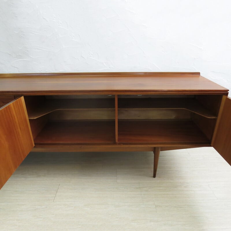 Archie Shine walnut sideboard, Robert HERITAGE - 1960s