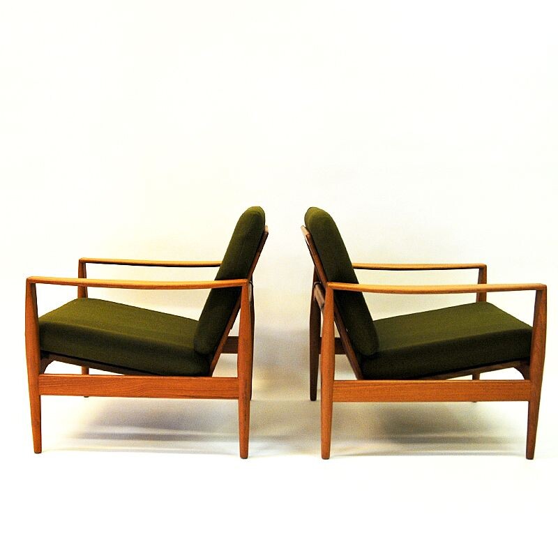 Pair of Midcentury easy chairs Èk' by Illum Wikkelsø for Niels Eilersen Danish 1960s