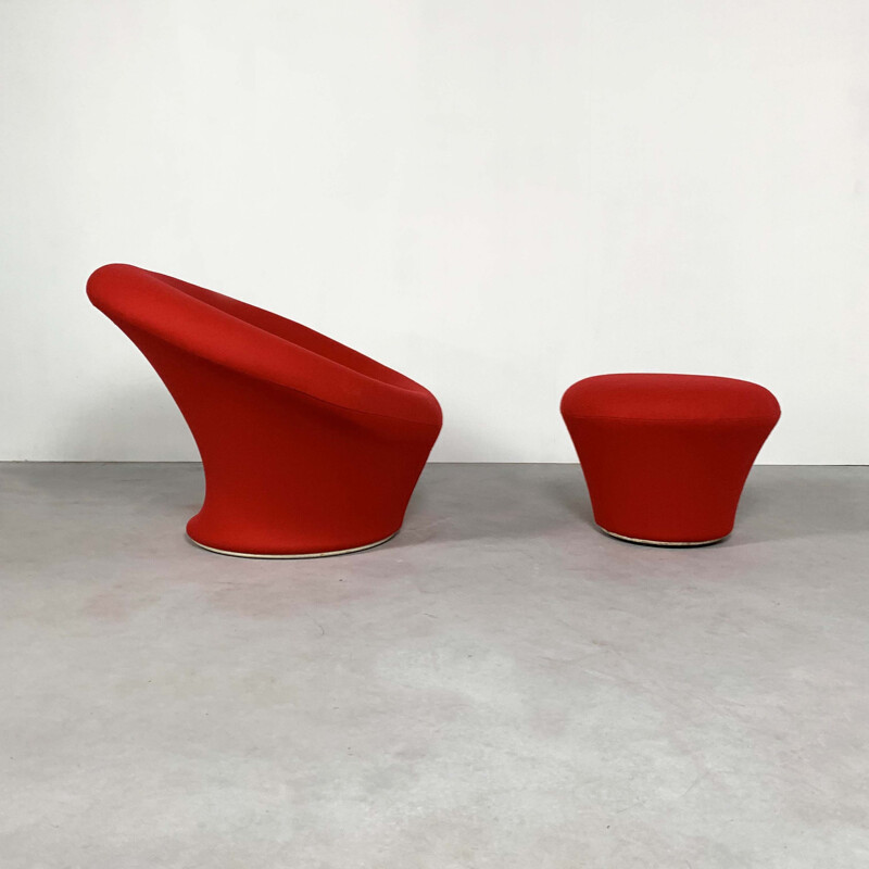 Mushroom-shaped chaise longue and vintage Pierre Paulin stool for Artifort, 1960s