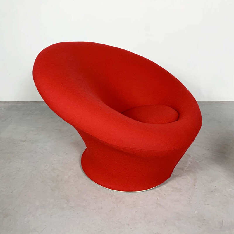 Mushroom-shaped chaise longue and vintage Pierre Paulin stool for Artifort, 1960s