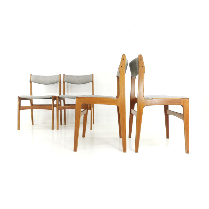 Lot de 4 chaises à manger en teck par  Erik Buch Grey Herringbone