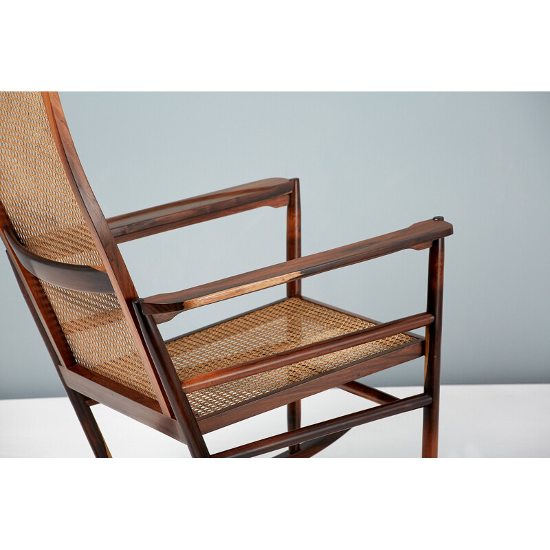 Rocking Chair vintage en palissandre Joaquim Tenreiro 1960s