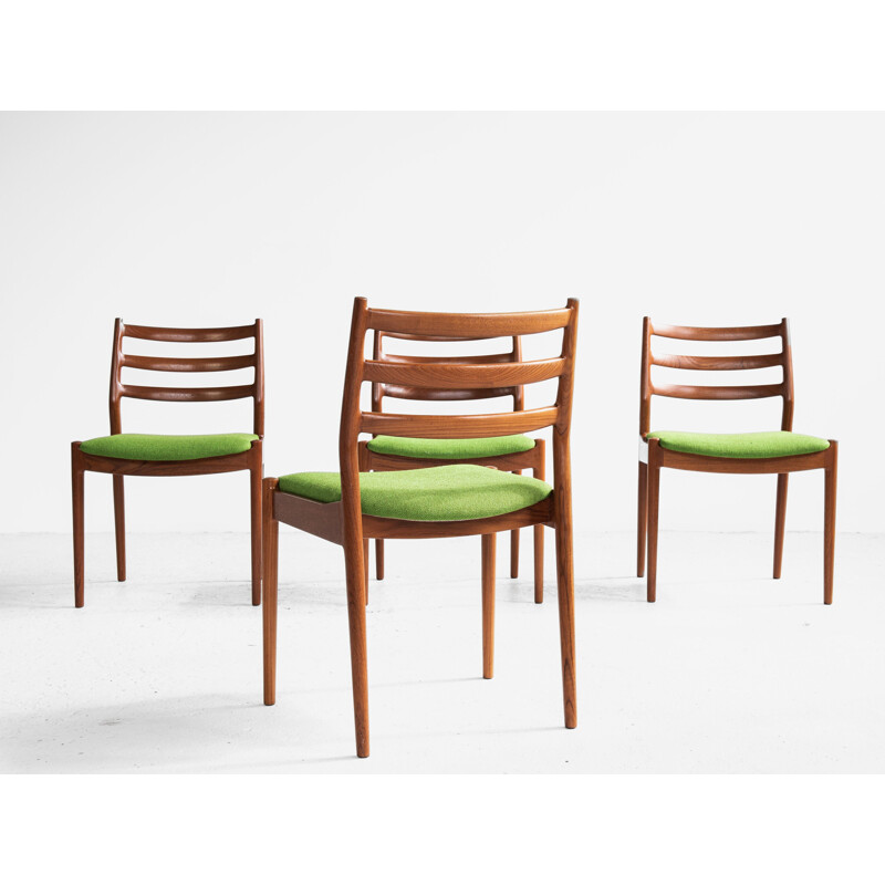 Ensemble de 4 chaises vintage en teck  par Arne Vodder pour la France 1960