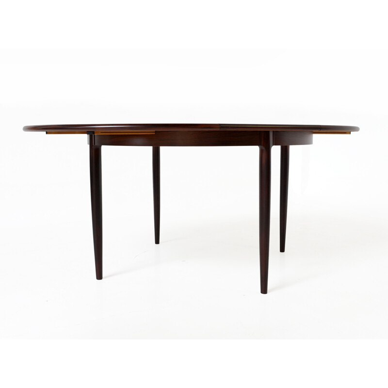 J.L. Moller Models rosewood extendable dining table, Niels Otto MOLLER - 1960s