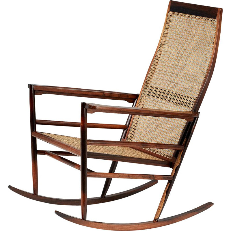 Rocking Chair vintage en palissandre Joaquim Tenreiro 1960s