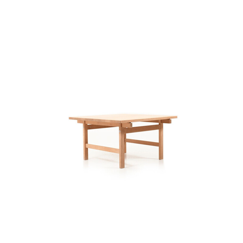 Vintage Side Table in solid Oak by Hans J. Wegner