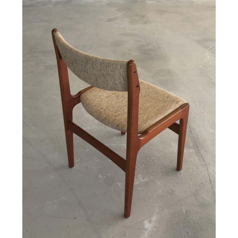 Satz von 4 Vintage Teakholzstühlen Inc. Reupholstery Erik Buch 1960