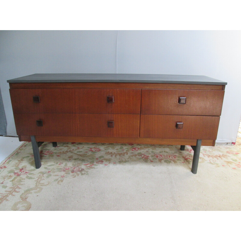 Vintage mahogany chest of drawers 4 drawers