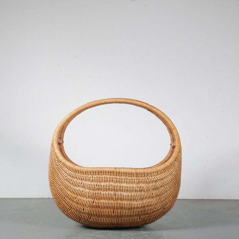 Vintage Wicker baby bed by Dirk van Sliedregt for Gebroeders Jonkers, Netherlands 1960s