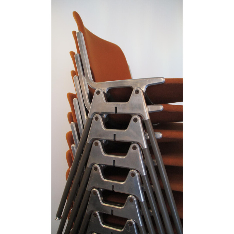 Metal and tweed Castelli "DSC 106" chair, Giancarlo PIRETTI - 1970s