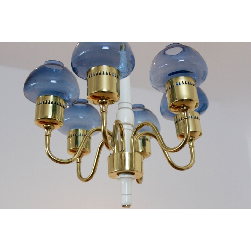 Scandinavian brass and blue blown glass chandelier, Hans AGNE JAKOBSSON - 1960s