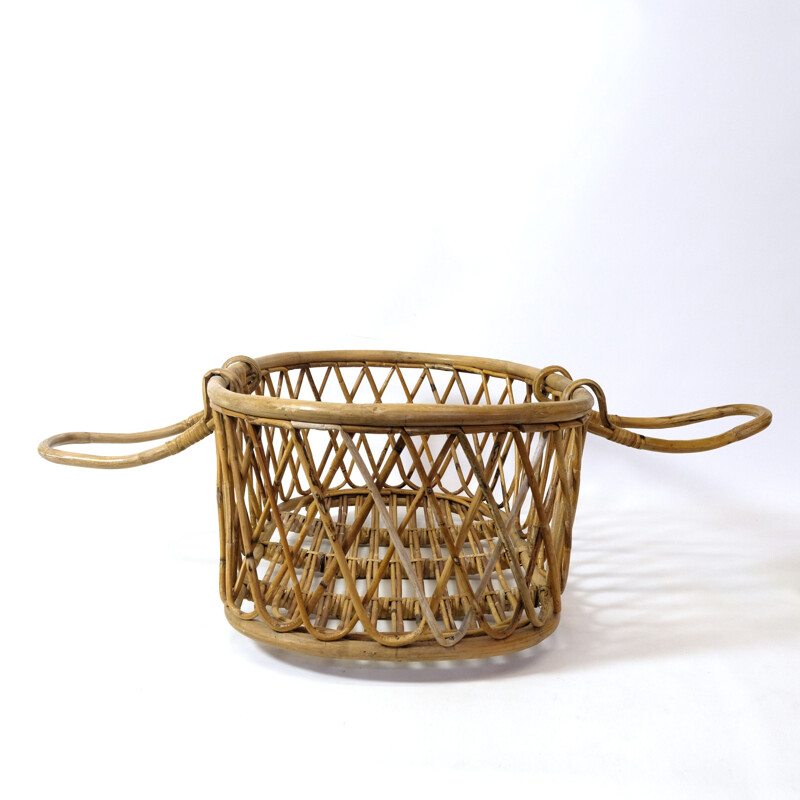 Vintage rattan bassinet 1960