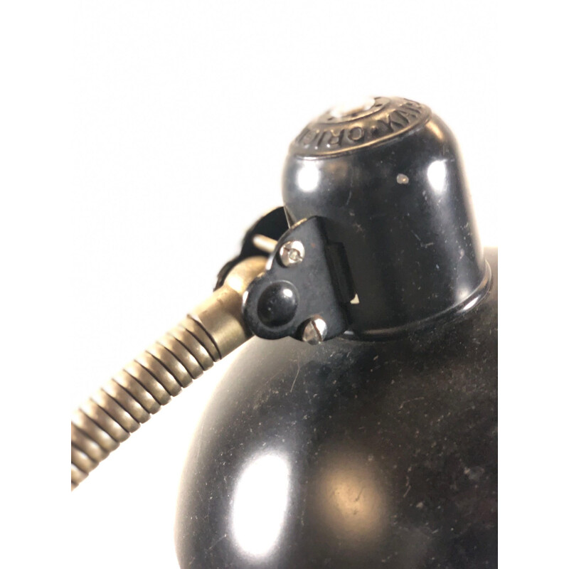 Lampe Kaiser Idell noire abat-jour en métal noir