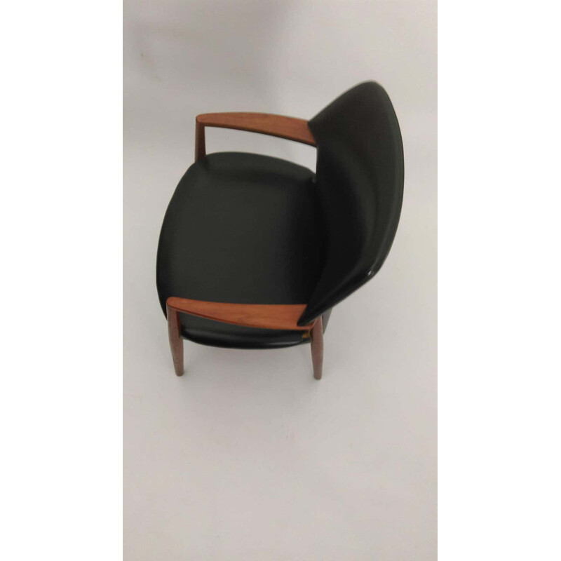 Vintage Armchair Aksel Bender Madsen, Ejnar Larsen Inc. Reupholstery 1950s