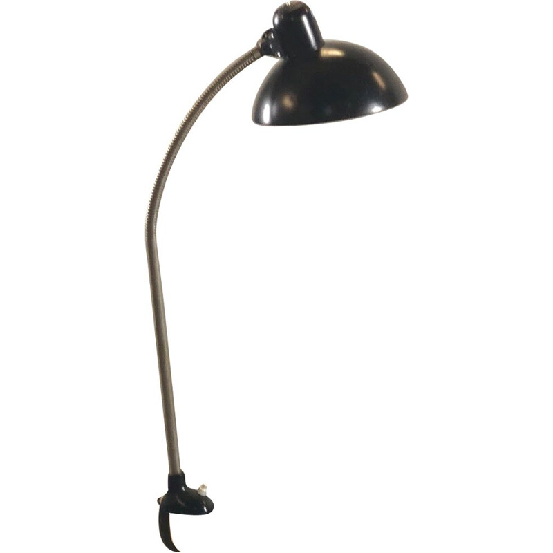 Lampe Kaiser Idell noire abat-jour en métal noir