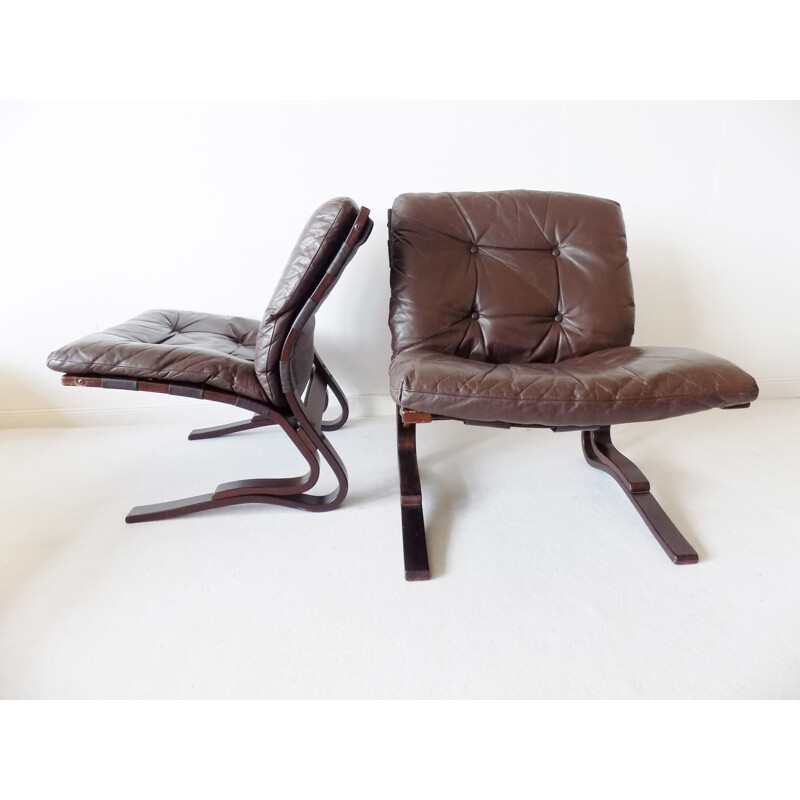 Pair of Kengu brown leather loungechairs by Elsa & Nordahl Solheim for Rykken