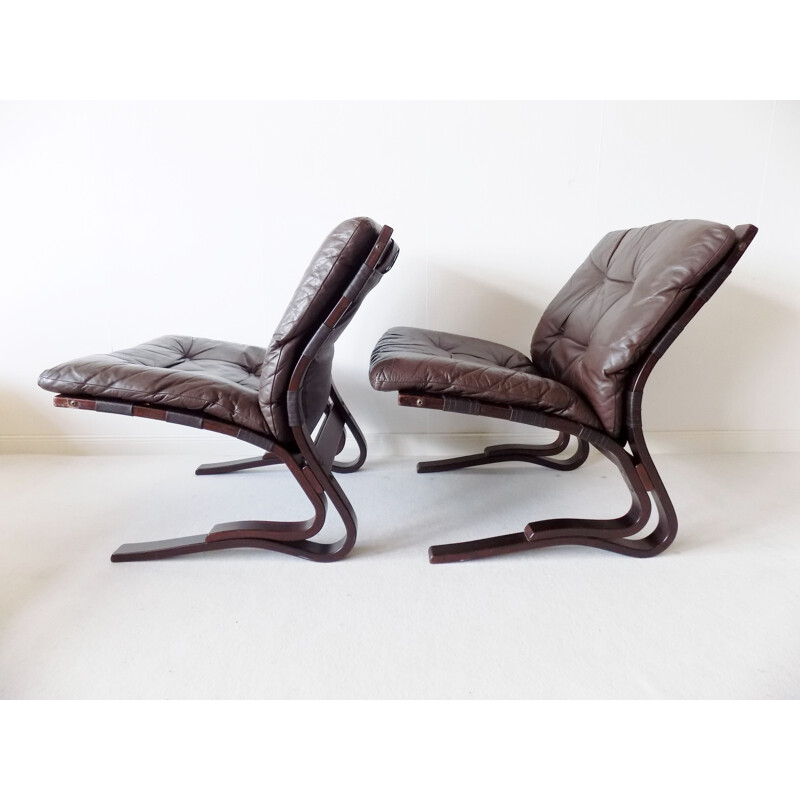 Pair of Kengu brown leather loungechairs by Elsa & Nordahl Solheim for Rykken