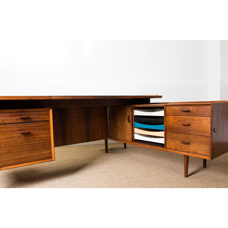 Large vintage executive desk in Rio Rosewood, model 208 by Arne Vodder for Danish Sibast