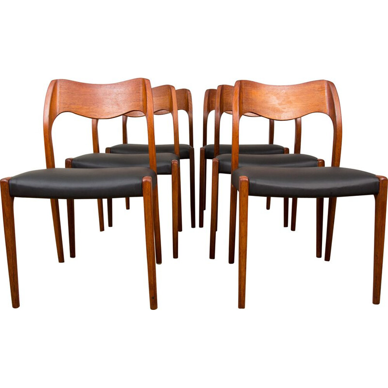 Set of 6 vintage teak and Skai chairs, model 71 by Niels.O.Moller