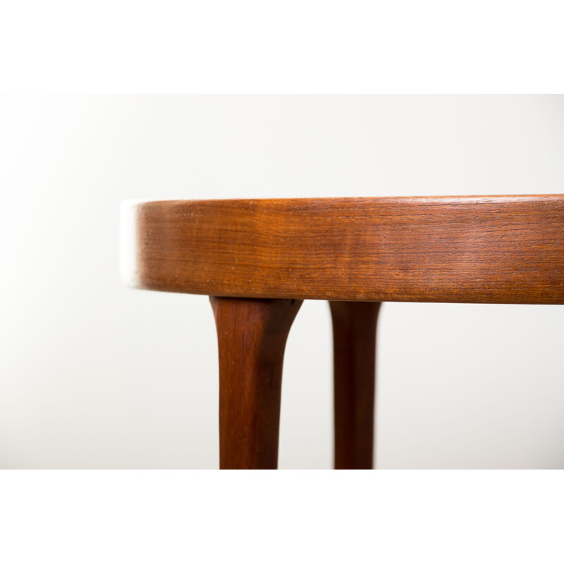 Vintage extensible teak dining table model 83 by Oluf Th.Larsen Danish 1960