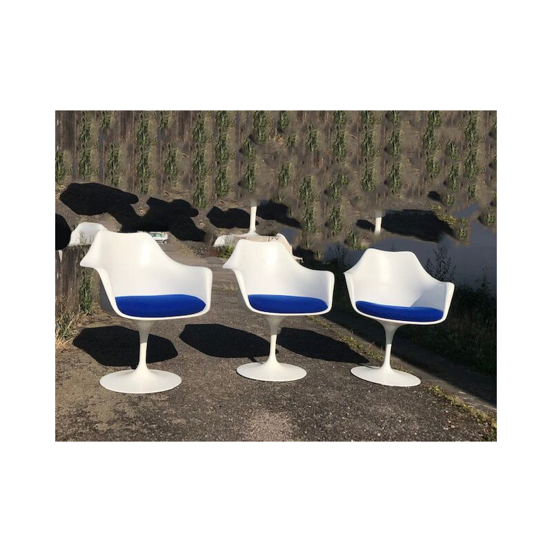 Set of 3 Vintage 'Tulip' Armchairs by Eero Saarinen for Knoll International 1970