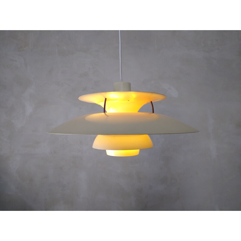 Vintage white PH5 Poul Henningsen lamp, Louis Poulsen, 960s