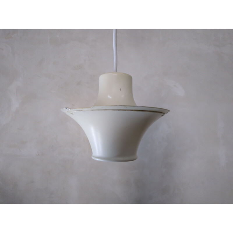 Vintage white PH5 Poul Henningsen lamp, Louis Poulsen, 960s