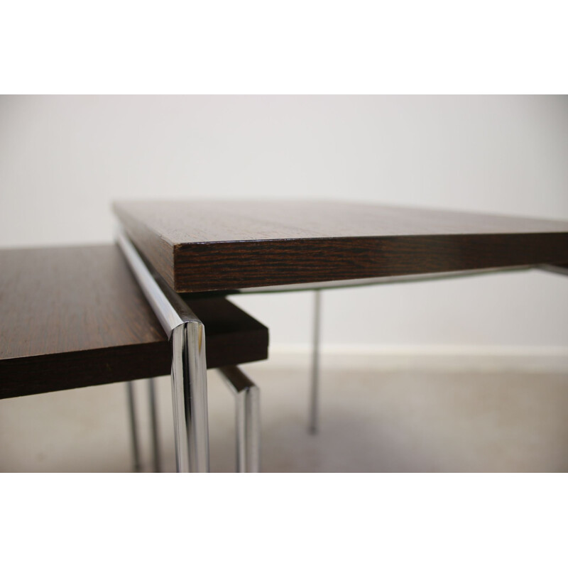 Mini-set de table gigogne en 3 parties chromé avec bois de wengé