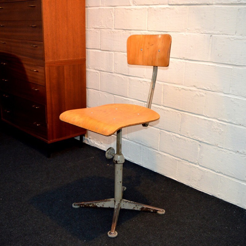 Industrial desk chair in wood and metal, Friso KRAMER - 1970s