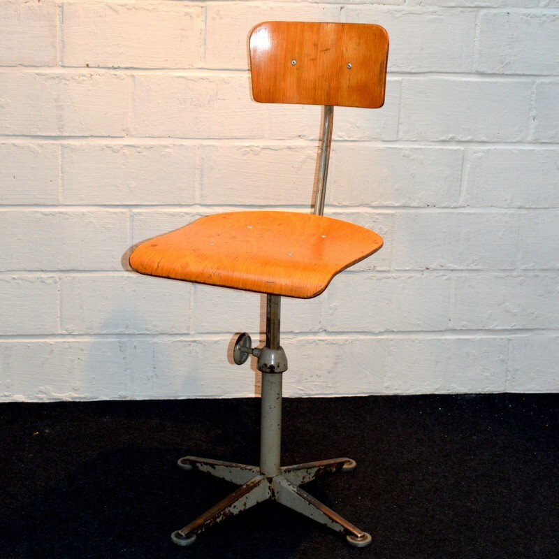Industrial desk chair in wood and metal, Friso KRAMER - 1970s