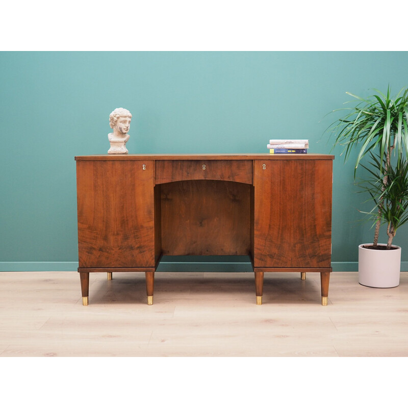 Vintage Desk walnut, Danish 1960s