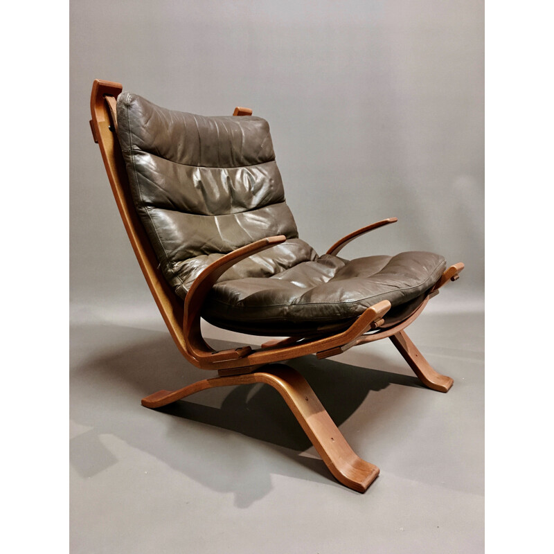 Vintage leather armchair stamped Bramin Scandinavian Bramin 1960