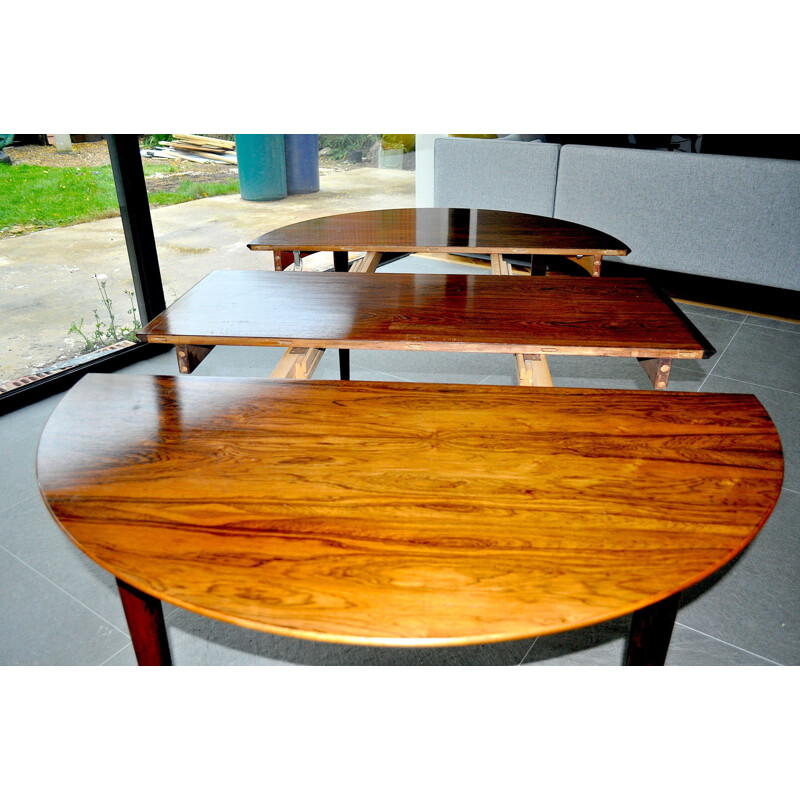 Mid-Century Rosewood Dining Table Danish